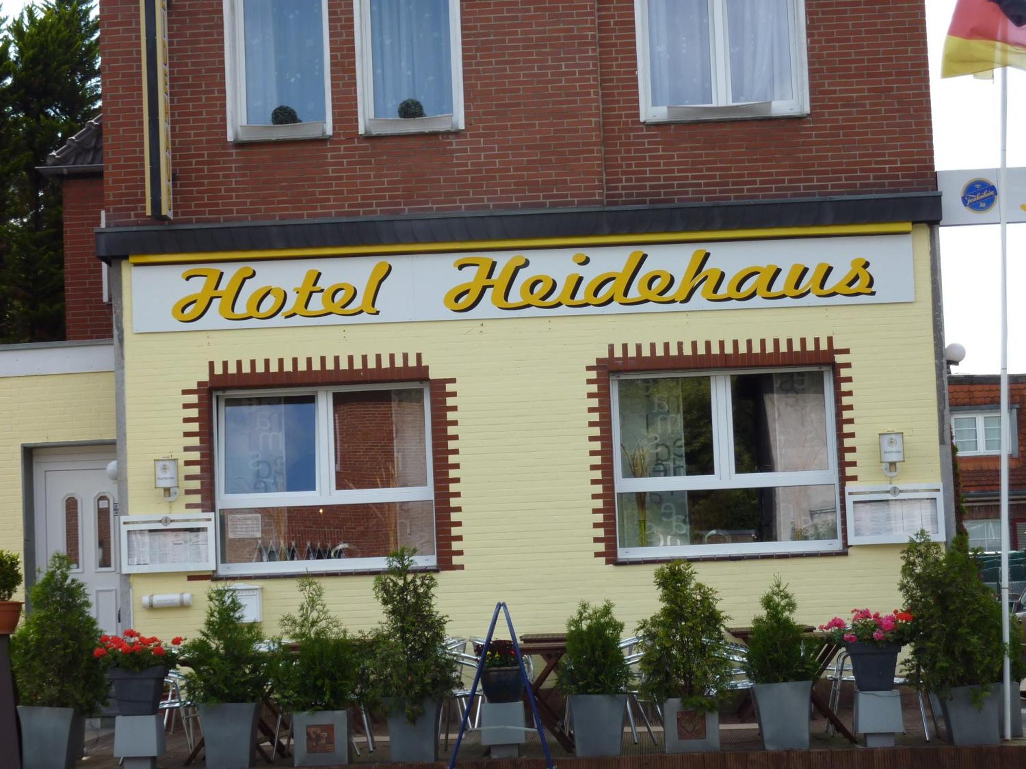 Hotel Heidehaus Мёнхен-Гладбах Экстерьер фото